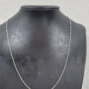 Delicate Gold Chain Necklace